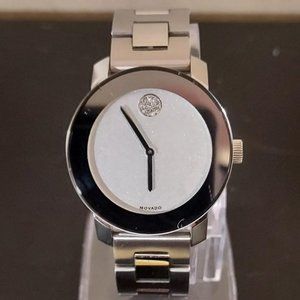 BRAND NEW WOMENS MOVADO BOLD IN SILVER WITH A GLITZY FACE